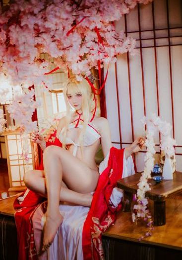 日韩笔记本日记本_国产剧神马影院在线