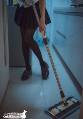 韩国成人色不雅视频嫂子_DVD免费观看