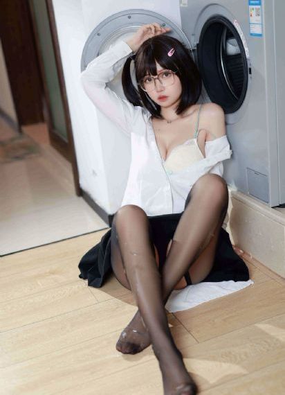 99日精品视频免费一区_4KBD在线观看