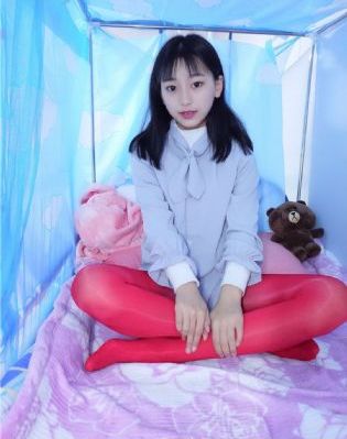 欧美偷拍自拍色图_1080P电影完整版在线观看